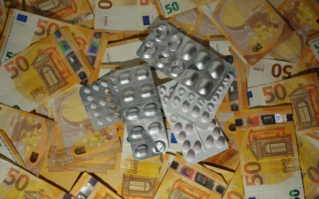 “Stomp[ing] Loudly and Wield[ing] a Wet Noodle”: Analyzing the Rollout of President Trump’s Plan to Lower Pharmaceutical Drug Prices